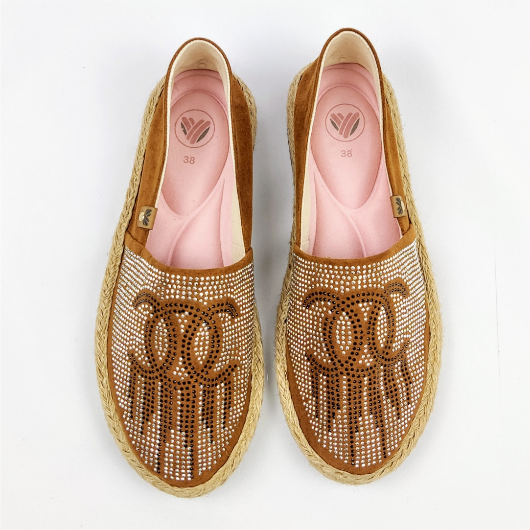 Española Chanel miel