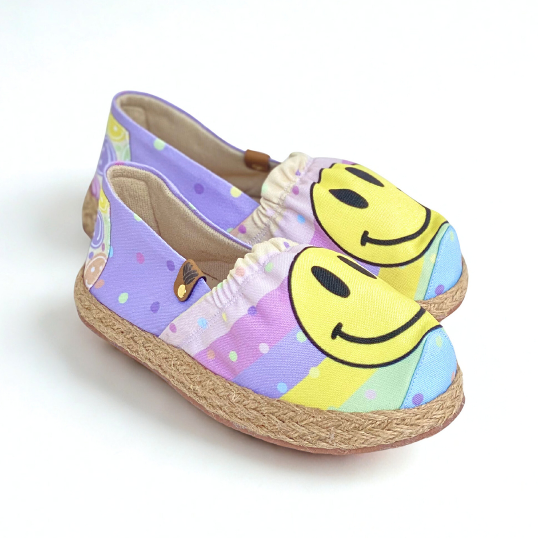 Tradicional  Niña  Happy