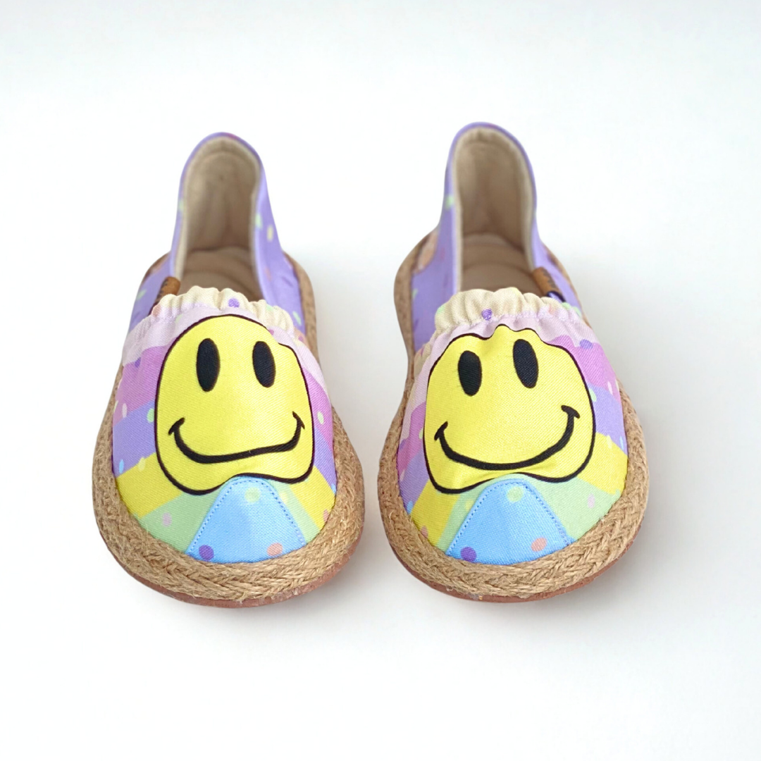 Tradicional  Niña  Happy