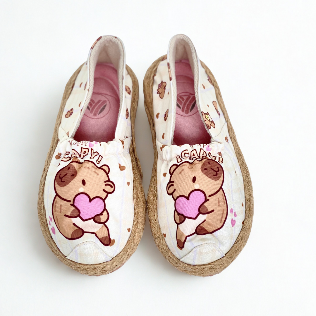 Tradicional  Niña  Capibara